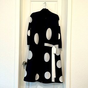 Ladies black and white dress jacket / Top